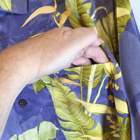 Tommy Bahama Men Hawaiian camp Shirt XL 100% silk short sleeve tropical vacation - Picture 9 of 11